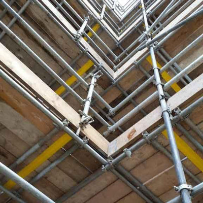 Safelinx Scaffold Board Retainer installed in high rise scaffold